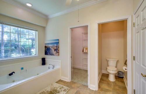 Charming Diamondhead Home with Private Yard! - Foto 16