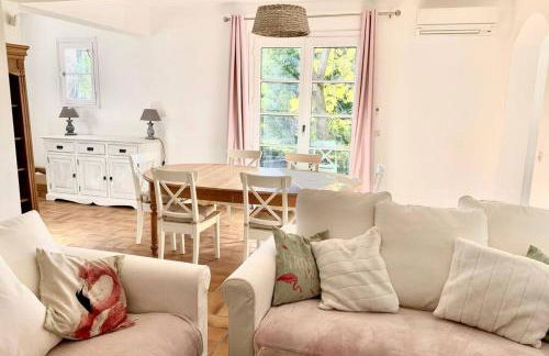 La villa Flamingo toute proche de la plage - Foto 12