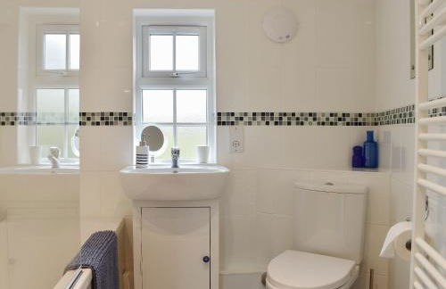 Purbeck Apartment - Photo 8