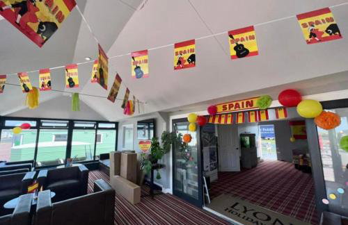 3 Bed, Sleeps 6, Parking - Foto 56