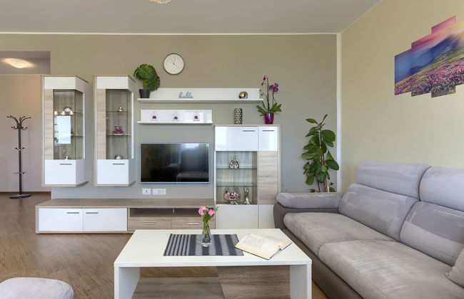 Montebello - Photo 13