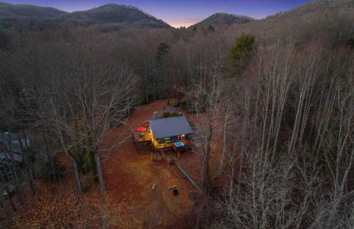 Happiness - Mountain Chalet, Hot Tub, Grill, and Trails! - Foto 37