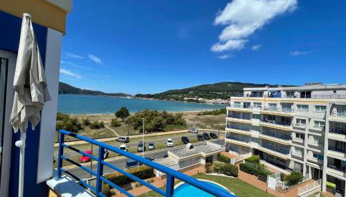 Apartamento con vistas al mar B5 Urb Puerto Azul - Foto 2