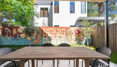 East ATX 4BR 3.5BA Getaway Near Lady Bird and Chavez Cocktails by Austin Vacay - Foto 1