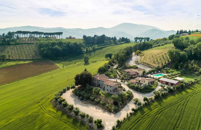 Secluded Mansion in Perugia with Hot Tub - Photo 25