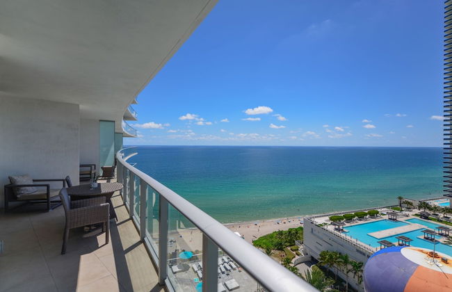 Beachfront Condo with Mesmerizing Views - Foto 43