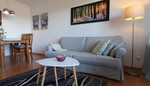 Black Forest Schwarzwaldliebe Pool Sauna Tennis Tischtennis Wifi Prime Tv Natur - Foto 2