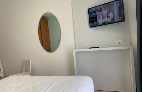 Suites Marilia Apartments Pool Side - Suite Livorno Holiday Home Group - Foto 29