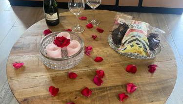 Suite romantique & spa Prova - Love room - Rétroprojecteur Netflix - Foto 5