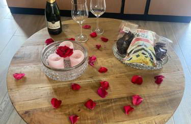 Suite romantique & spa Prova - Love room - Rétroprojecteur Netflix - Foto 5