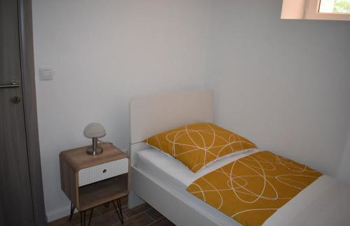 Apartman Tomki - modern, refurbished 2 bedroom apartment - 4 guests - Foto 12
