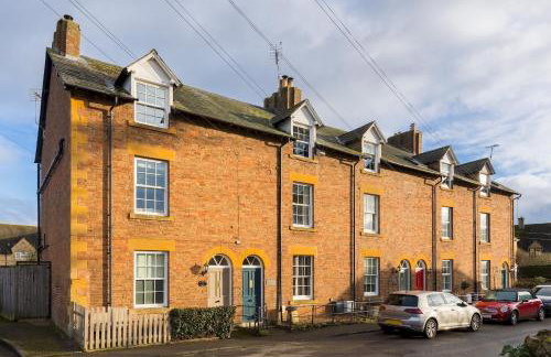 Stunning 2-bed Townhouse in Moreton-in-Marsh - Pass the Keys - Foto 51