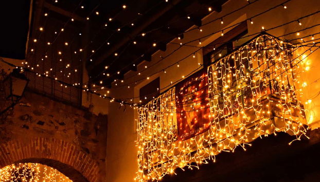 Tour navideño por Guadalupe - Foto 2, Balcón iluminado en Guadalupe