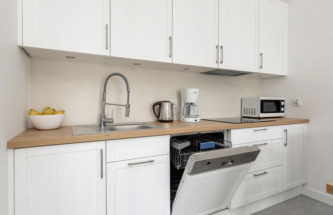 Pet-friendly Spadochroniarzy by Renters - Photo 51