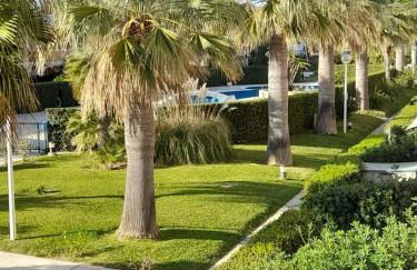 Beautiful 2-bed beachside apartment - Foto 14