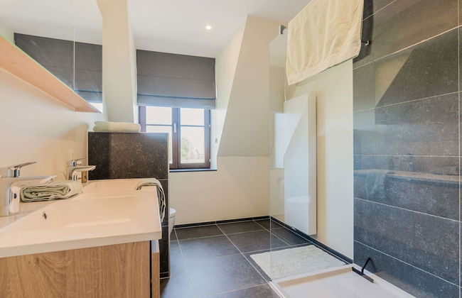 Chic Villa in Comines-warneton With Garden - Foto 14