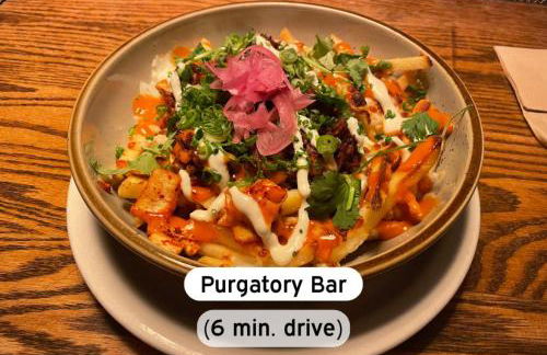 Unique SLC Getaway 2-Bed, 2-Bath with Fire Pit - Foto 23