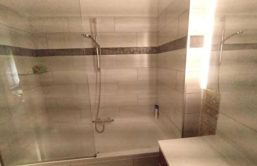 5 mn, 450m walk Metro La Defense, 3 bedrooms, Parking - Foto 22