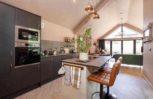 The Warehouse with Free Parking - Foto 9