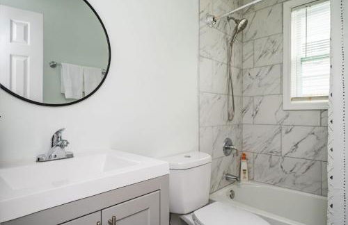 Cozy 2BD Retreat A Short Walk to Westside Beltline - Foto 6