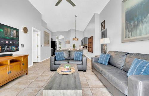 South Facing Pool with Spa and a Game Room in Prime Location Near Disney - Foto 11