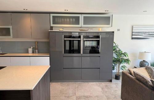 Large 4 Bedroom Seaside House by the beach and cliffs - Foto 13