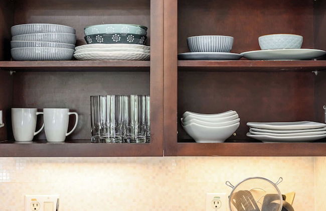 Luxury Estate With Sparkling Pool & Elegant Amenities - Foto 28