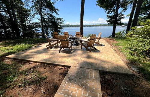 Spacious Modern Cabin on Toledo Bend Lake with Gorgeous Deck and Patio for an Amazing Family Getaway in Hemphill, Texas - Foto 12