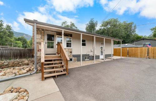 Canyon Retreat with Hot Tub 3min to Broadmoor - Foto 15