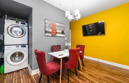 Chic 5 BD home in Little Italy - Foto 60