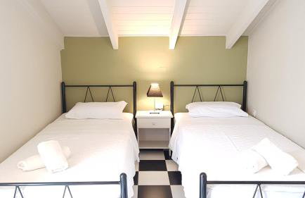 Stefanos Studios - Photo 63