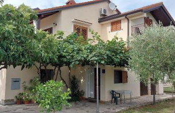 Kuća za odmor Lama - Photo 1