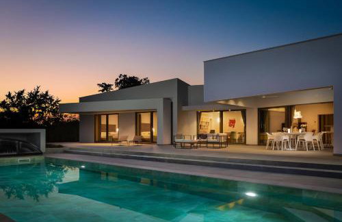 Villa Vines, Modern luxury in serene seclusion - Foto 4