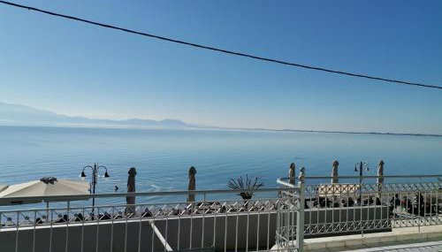 Διαμέρισμα Παραλία Μενιδίου - Foto 2