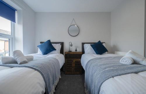 3 bedroom Cannock flat ideal for groups - Foto 33