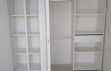 Le 7 - Appartement 2 pièces au calme en bord de rivière, wifi et parking privé gratuit - Foto 21