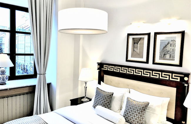 MONDRIAN Luxury Suites & Apartments Old Town Market Square - Photo 13