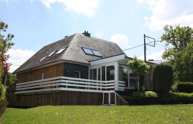 Spacious Home With Garden - Photo 36