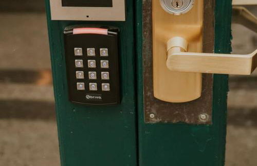 6 modern apts near nightlife & attractions - Foto 13