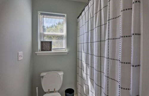 Hot Tub, Fire Pit and Lake Access Poconos Escape! - Foto 27