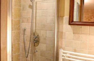 Les Perroutis - Foto 19