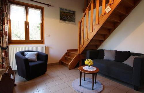 Petit Gîte Enchanté au Cœur de la Forêt du Meygal, Proche du Lac Bleu - FR-1-582-272 - Foto 3