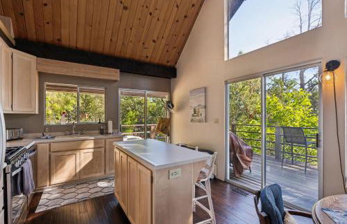 Warm and Cozy Mountain and Lake View Haven cottage - Foto 13