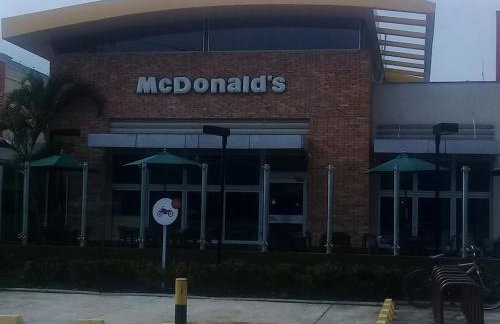 Casa a 50 metros da Praia da Riviera no Jardim São Lourenço - Casa com Wi-Fi - Foto 37