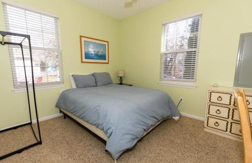 5 Bedroom Home in Old Homestead II - Photo 39