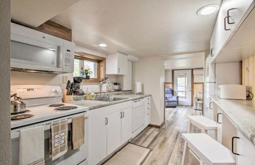 Lakefront New Auburn Apartment with Shared Dock - Photo 16