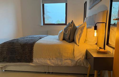 2 Bedroom Flat Free Parking Close to Gatwick - Foto 9