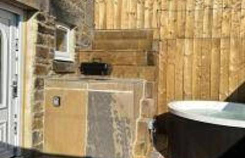 Foundry Farm Arch- pod inspired home - Photo 13