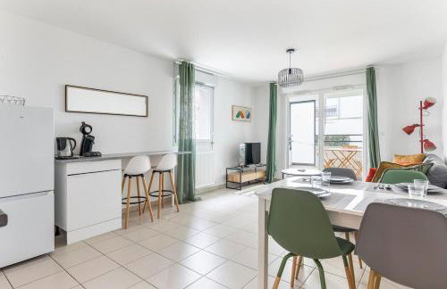 NOUVEAU ! Appartement 2 chambres, parking, proche tramway et métro, terrasse - Foto 8