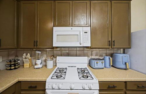 Baytown Htown Escape Air Hockey Yard BBQ Games - Foto 11